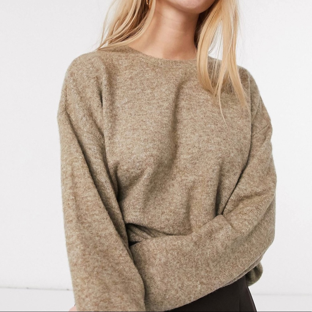 Vero Moda from ASOS - Boxy Sweater in Camel